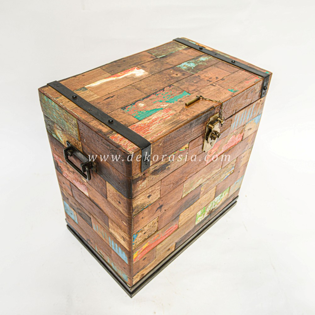 Wooden Chest Box